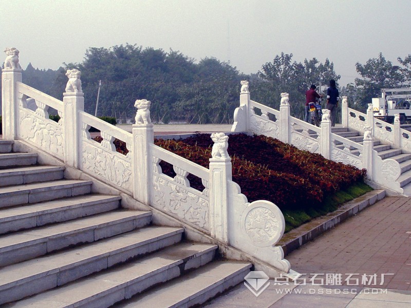 汉白玉栏杆 雪斑白栏杆